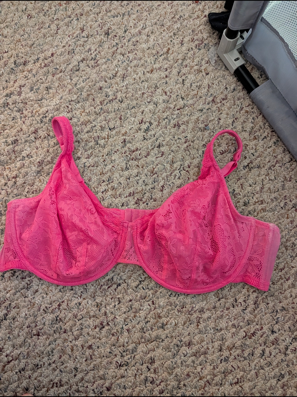 Avenue Size 44c Women's Lace Underwire Bra - Hot Pink
